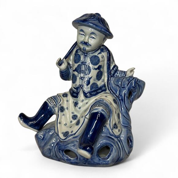 Vintage Asian Blue White Large Chinoiserie Porcelain Scholar Man Sitting Figure - Picture 1 of 13